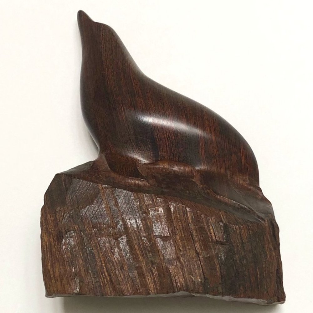 HAND CARVED Wood Seal Sculpture Carving Vintage Made in Canada - Picture 2 of 10
